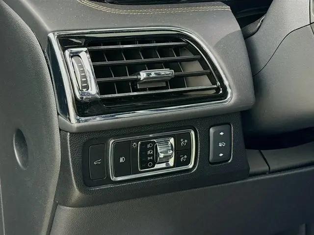 2024 Lincoln Navigator Black Label L