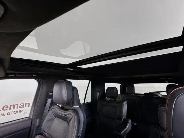 2024 Lincoln Navigator Black Label L