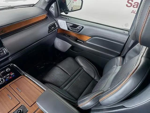 2024 Lincoln Navigator Black Label L