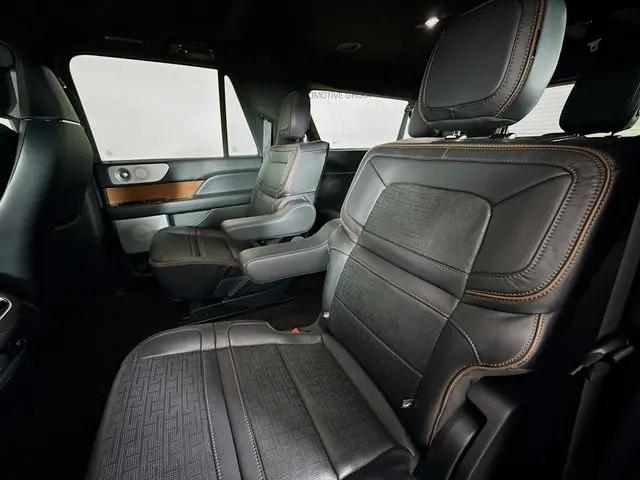 2024 Lincoln Navigator Black Label L