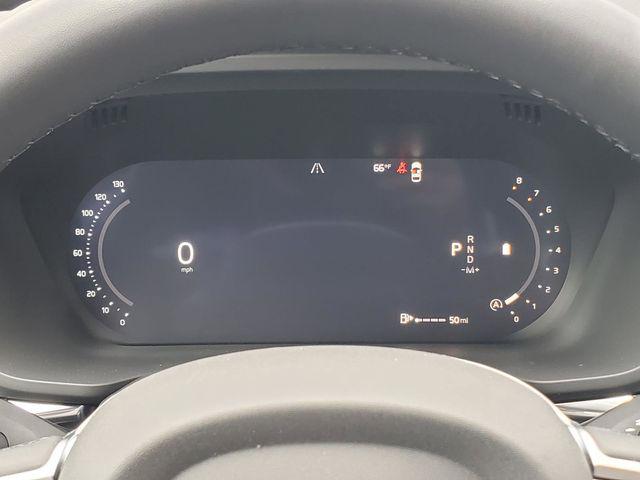 2026 Volvo XC60 B5 Ultra Black Edition