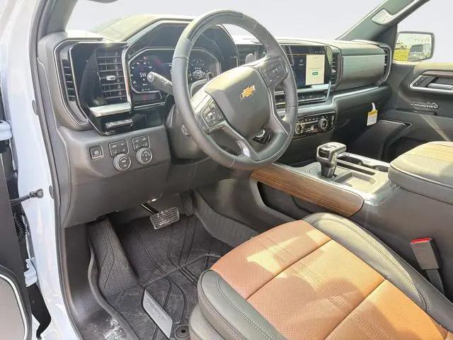 2026 Chevrolet Silverado 1500 4WD Crew Cab Short Bed High Country