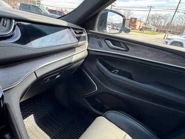 2023 Jeep Grand Cherokee Overland 4x4