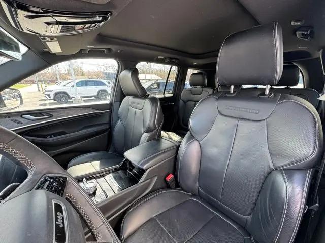 2023 Jeep Grand Cherokee Overland 4x4