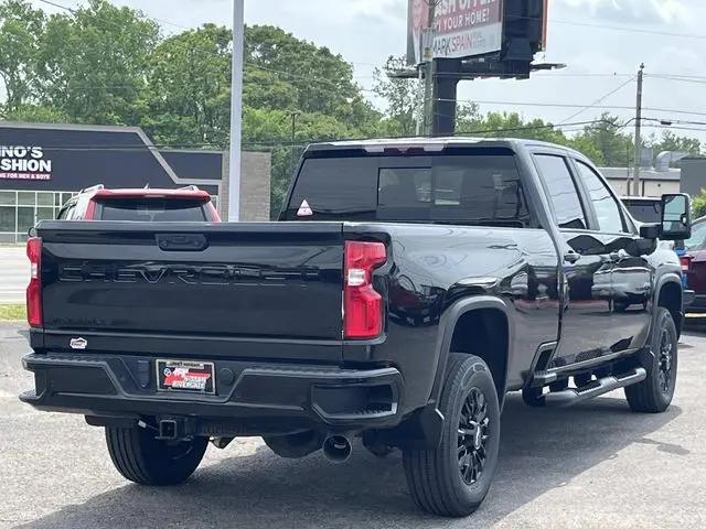 2022 Chevrolet Silverado 3500HD 4WD Crew Cab Long Bed LTZ