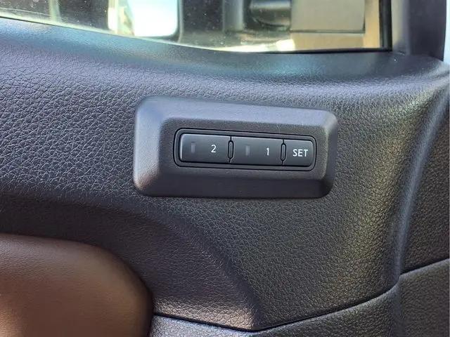 2017 Nissan Titan XD Platinum Reserve Diesel