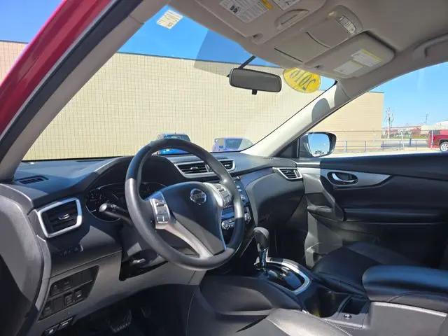 2016 Nissan Rogue SV