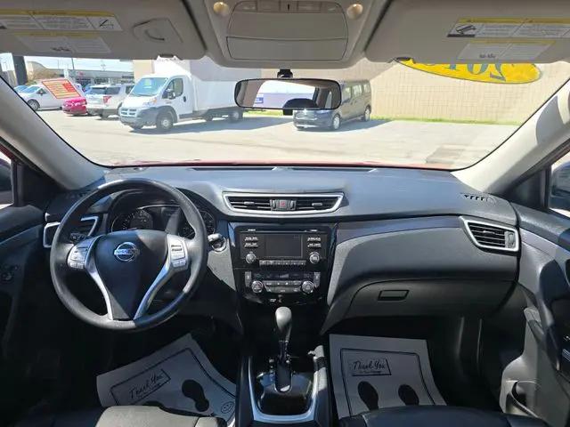 2016 Nissan Rogue SV