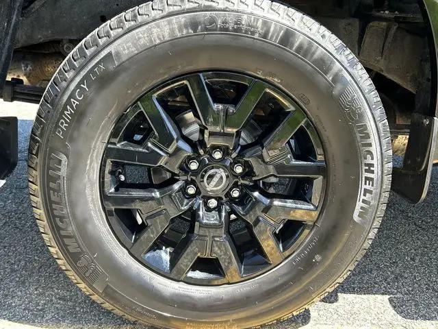 2023 Nissan Frontier Crew Cab SV 4x4