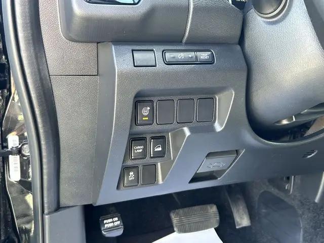 2023 Nissan Frontier Crew Cab SV 4x4