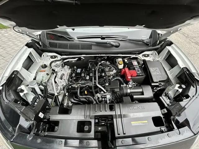 2025 Nissan Kicks SR FWD