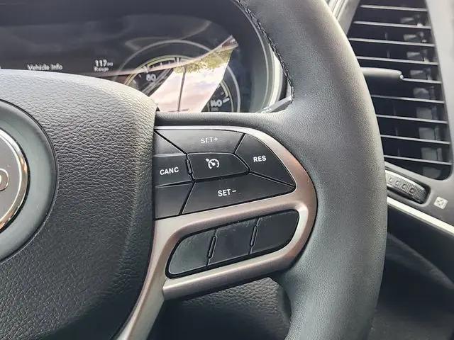 2022 Jeep Cherokee Latitude Lux FWD