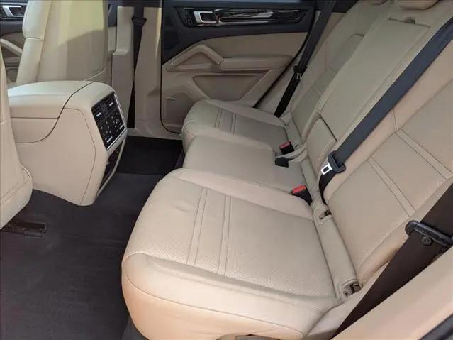 2021 Porsche Cayenne Cayenne