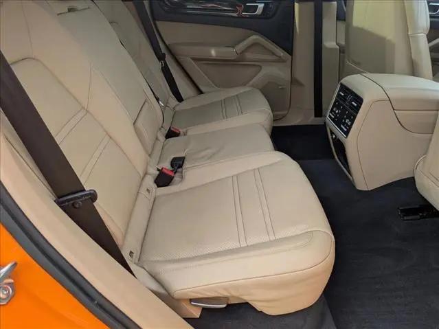 2021 Porsche Cayenne Cayenne