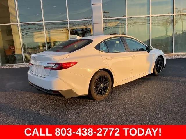 2025 Toyota Camry SE