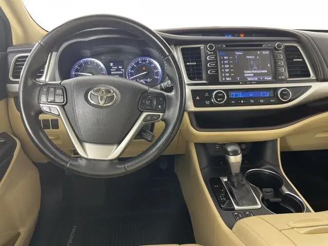 2019 Toyota Highlander XLE