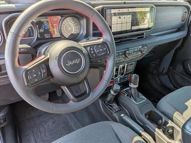 2024 Jeep Wrangler 4-Door Rubicon 4x4