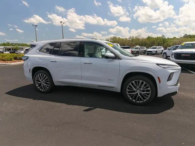 2026 Buick Enclave Avenir FWD