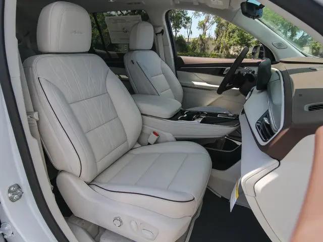 2026 Buick Enclave Avenir FWD