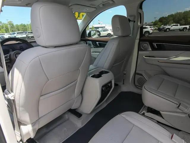2026 Buick Enclave Avenir FWD