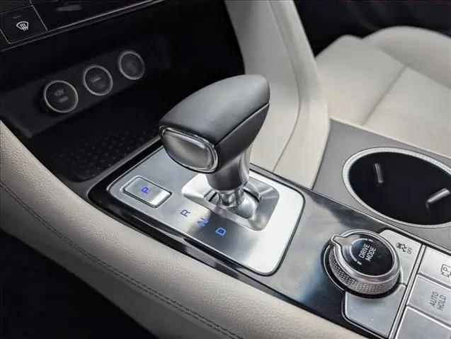 2025 Genesis G70 2.5T RWD