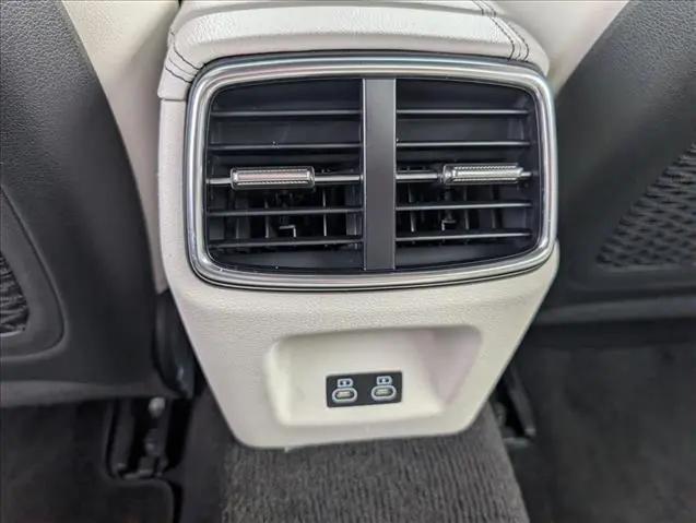 2025 Genesis G70 2.5T RWD