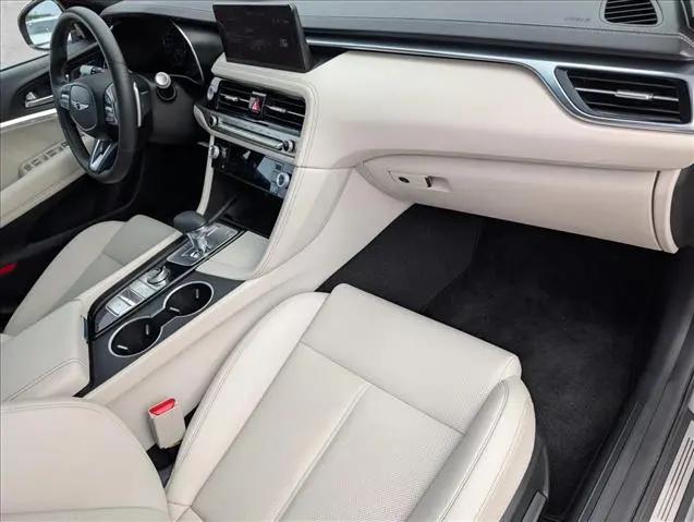 2025 Genesis G70 2.5T RWD