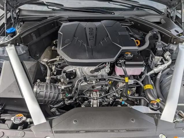 2025 Genesis G70 2.5T RWD