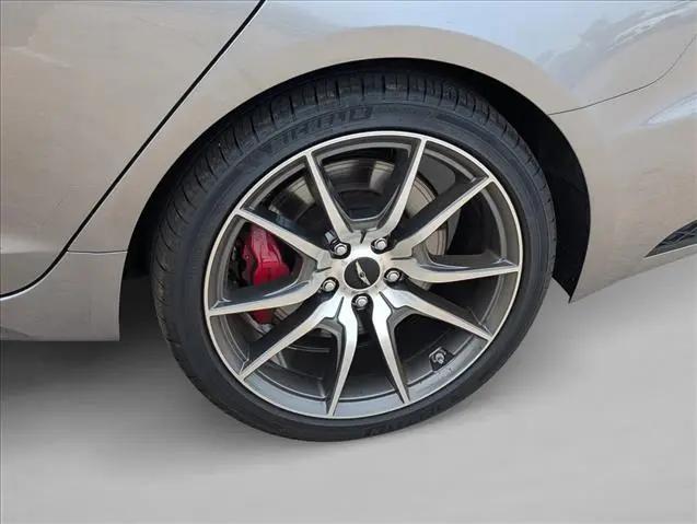 2025 Genesis G70 2.5T RWD