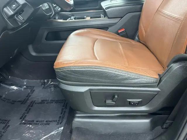 2022 Ram 3500 Limited Longhorn Crew Cab 4x4 8' Box
