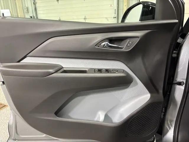 2027 Chevrolet Bolt LT FWD