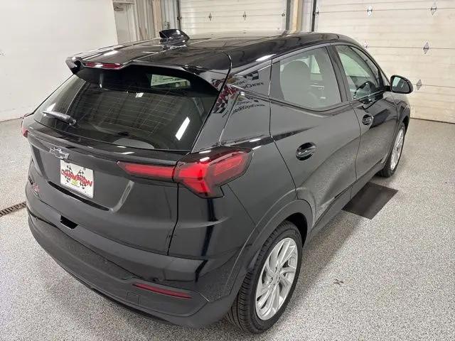 2027 Chevrolet Bolt LT FWD