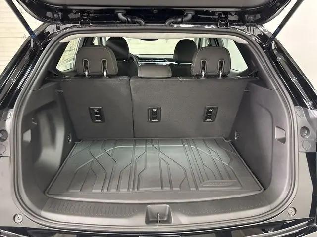 2027 Chevrolet Bolt LT FWD