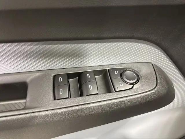2027 Chevrolet Bolt LT FWD