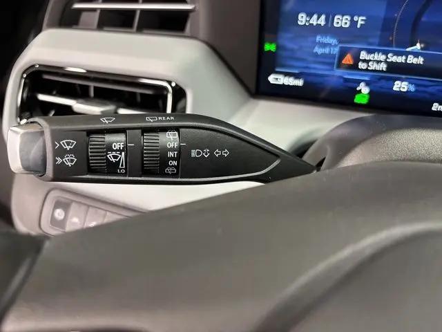 2027 Chevrolet Bolt LT FWD