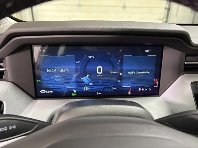 2027 Chevrolet Bolt LT FWD