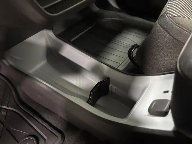 2027 Chevrolet Bolt LT FWD