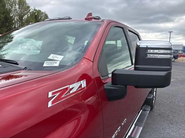 2026 Chevrolet Silverado 2500HD Crew Cab, Standard Bed, LTZ, 4WD