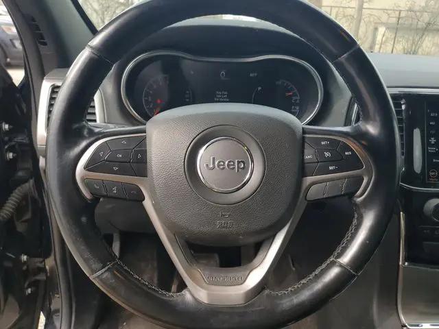 2022 Jeep Grand Cherokee Laredo X 4x4