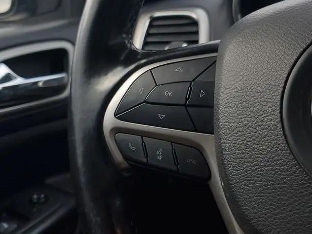 2022 Jeep Grand Cherokee Laredo X 4x4
