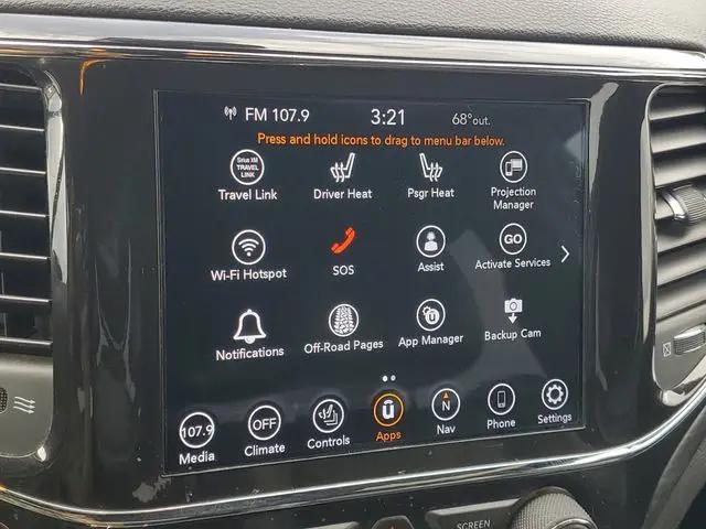 2022 Jeep Grand Cherokee Laredo X 4x4