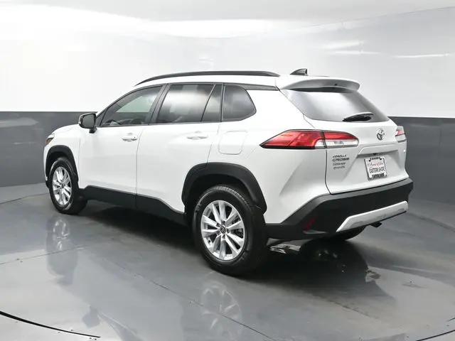 2025 Toyota Corolla Cross LE