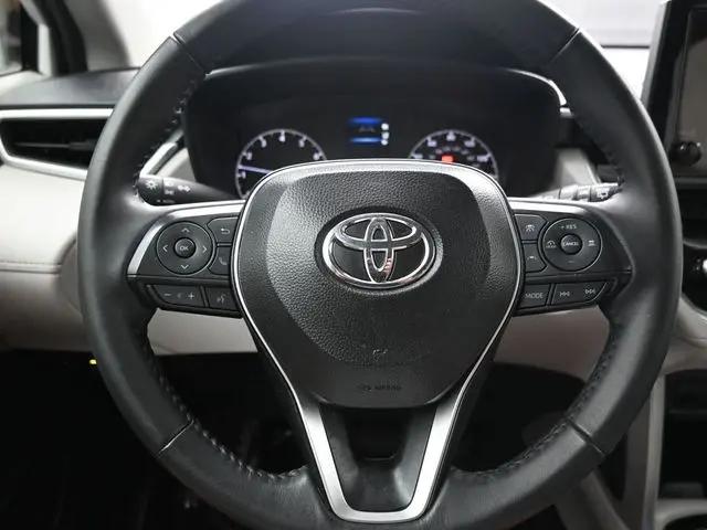 2025 Toyota Corolla Cross LE