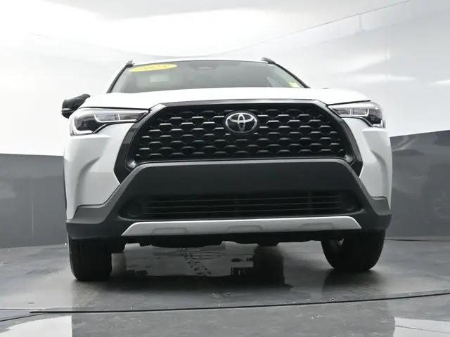 2025 Toyota Corolla Cross LE