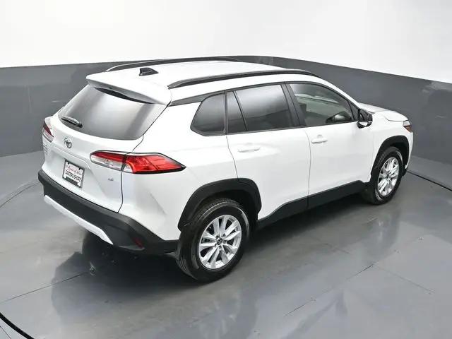 2025 Toyota Corolla Cross LE