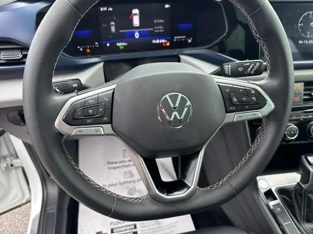 2023 Volkswagen Taos 1.5T SE