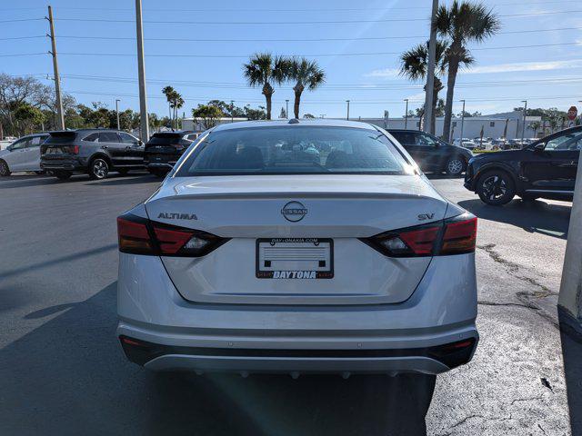 2023 Nissan Altima SV FWD