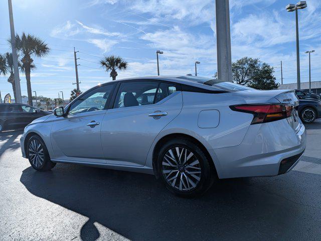 2023 Nissan Altima SV FWD