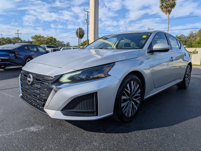 2023 Nissan Altima SV FWD