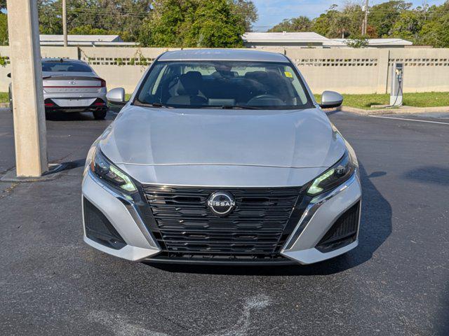 2023 Nissan Altima SV FWD